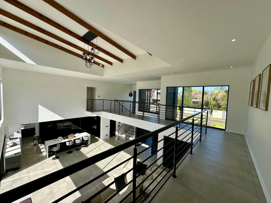 4 Bedroom Property for Sale in The Islands Estates North West